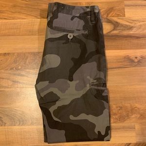 F.U.S.A.I Camo Chinos Men’s 30 X 30